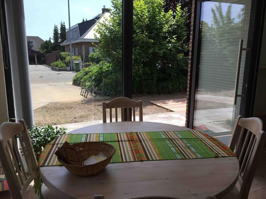 'het T-huisje' Volledig Ingerichte Apartment *